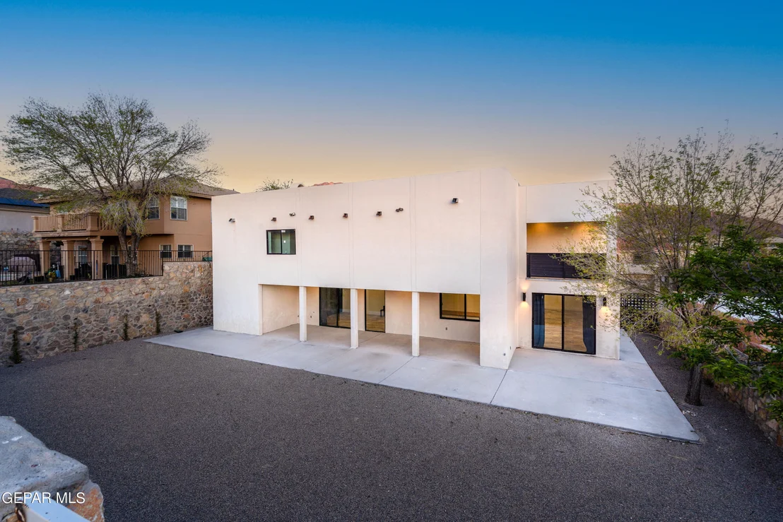 Photo of 1029 Calle Parque Drive