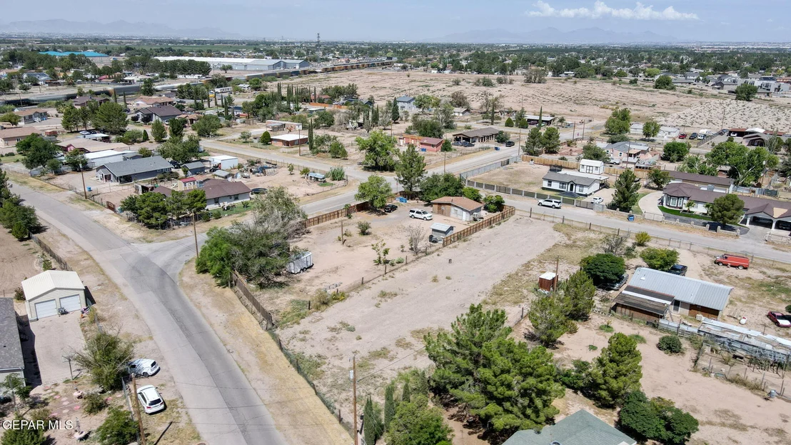 Photo of 410 Valle Rojo Drive
