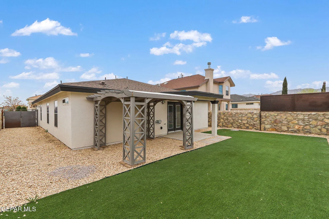 Photo of 4945 SILVER RANCH Avenue
