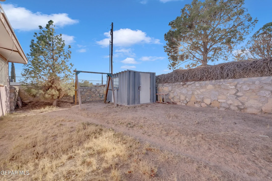 Photo of 2901 EADS Place