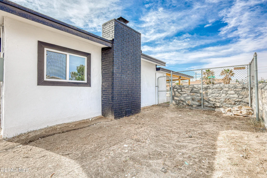 Photo of 7428 KINGMAN Drive