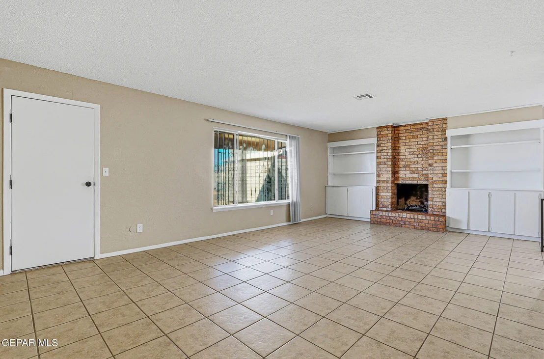 Photo of 701 CENTENNIAL Drive