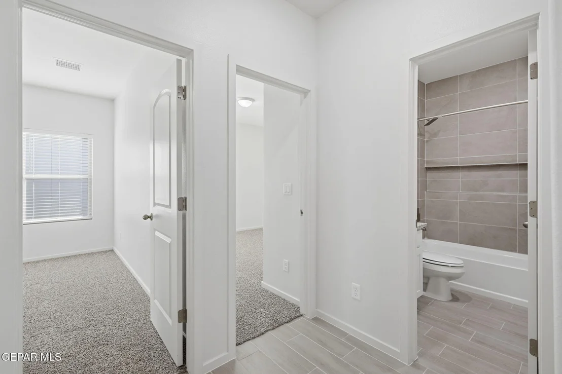 Photo of 13829 Summer Wave Avenue