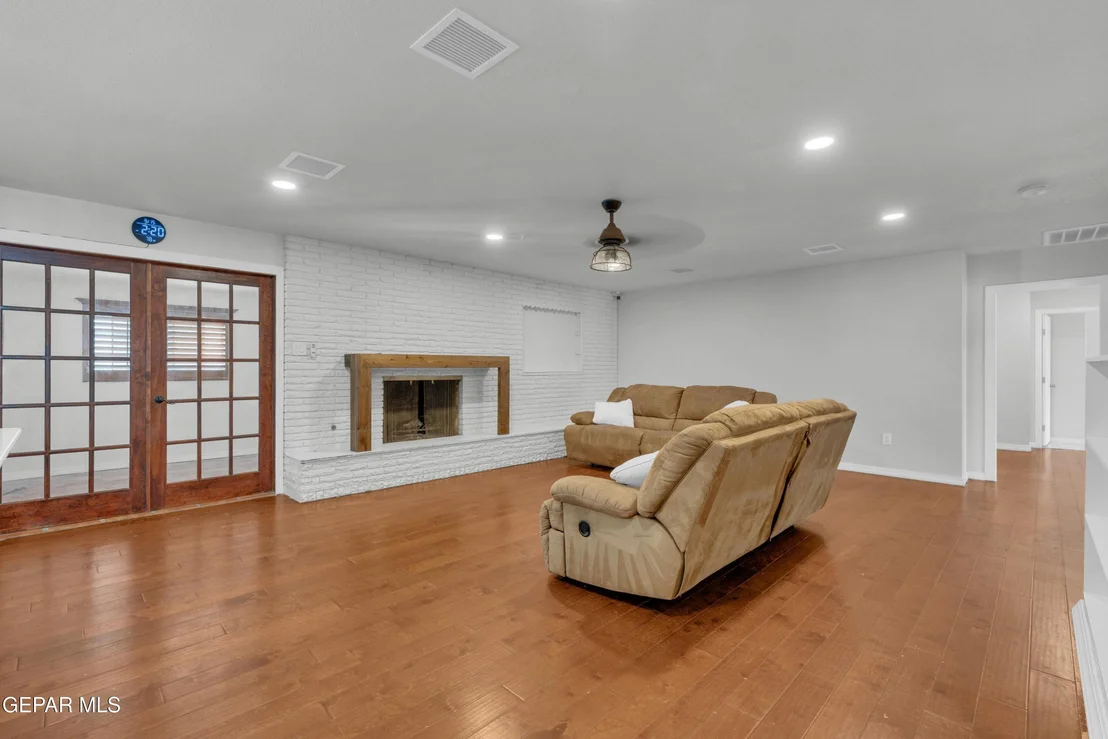 Photo of 5712 Pebble Beach Drive