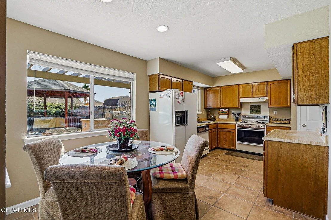 Photo of 824 AGUA CALIENTE Drive