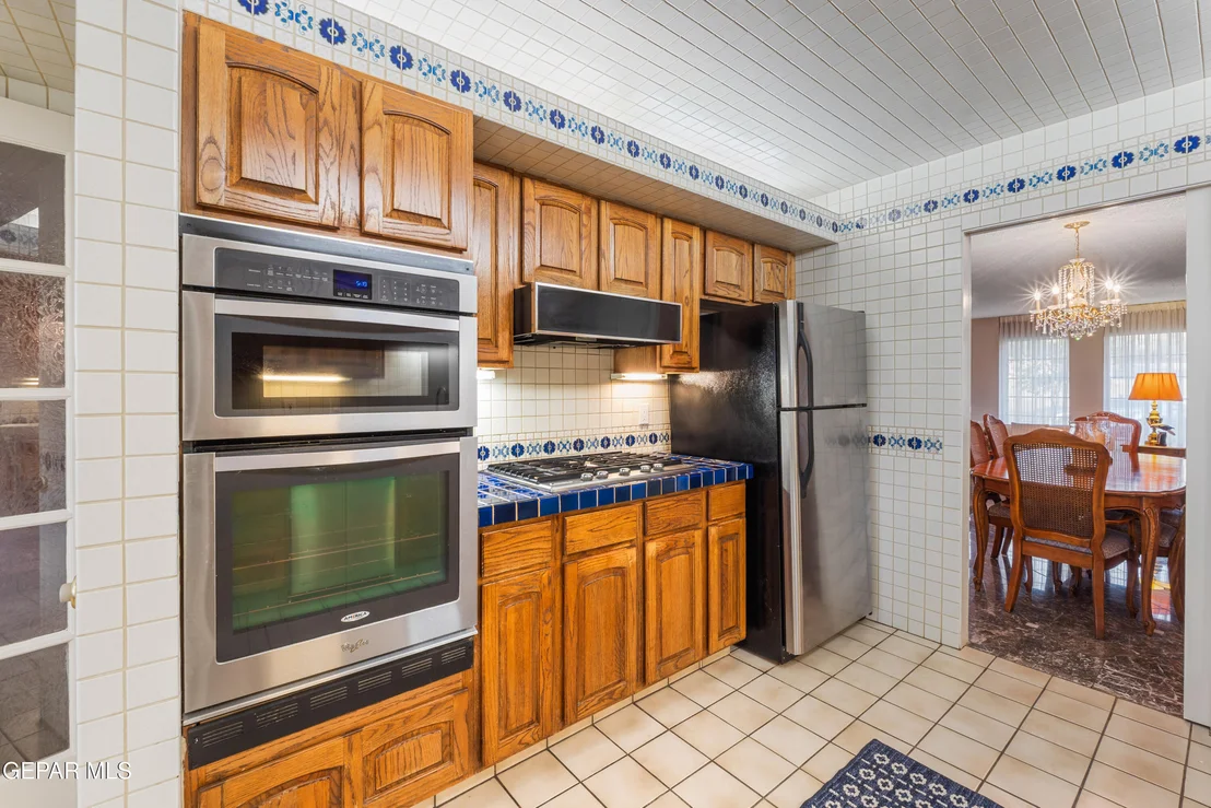 Photo of 6233 Meteor Way