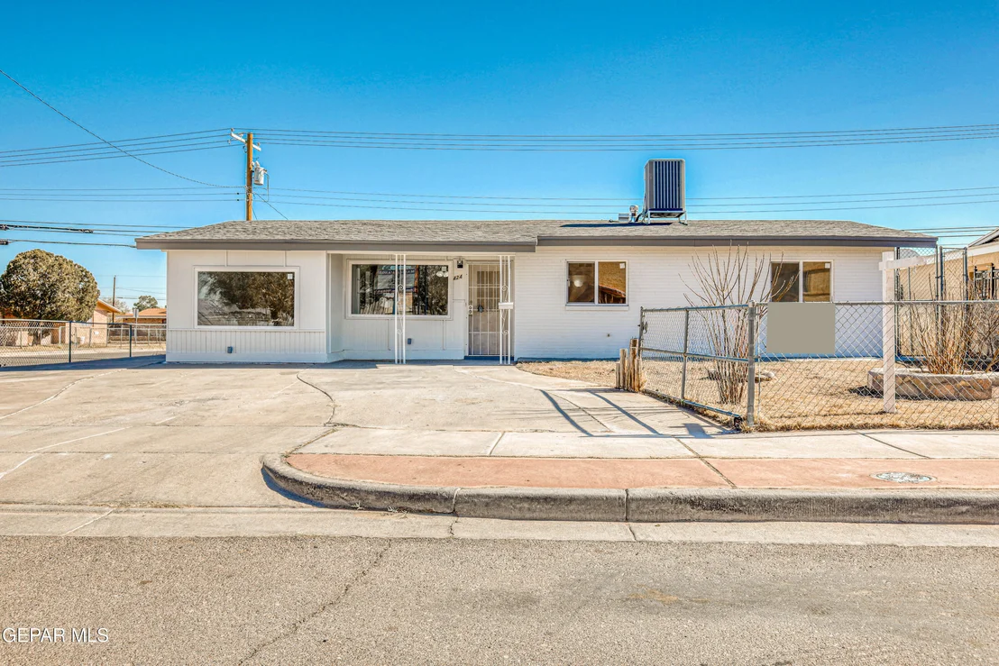 Photo of 424 Indian Place