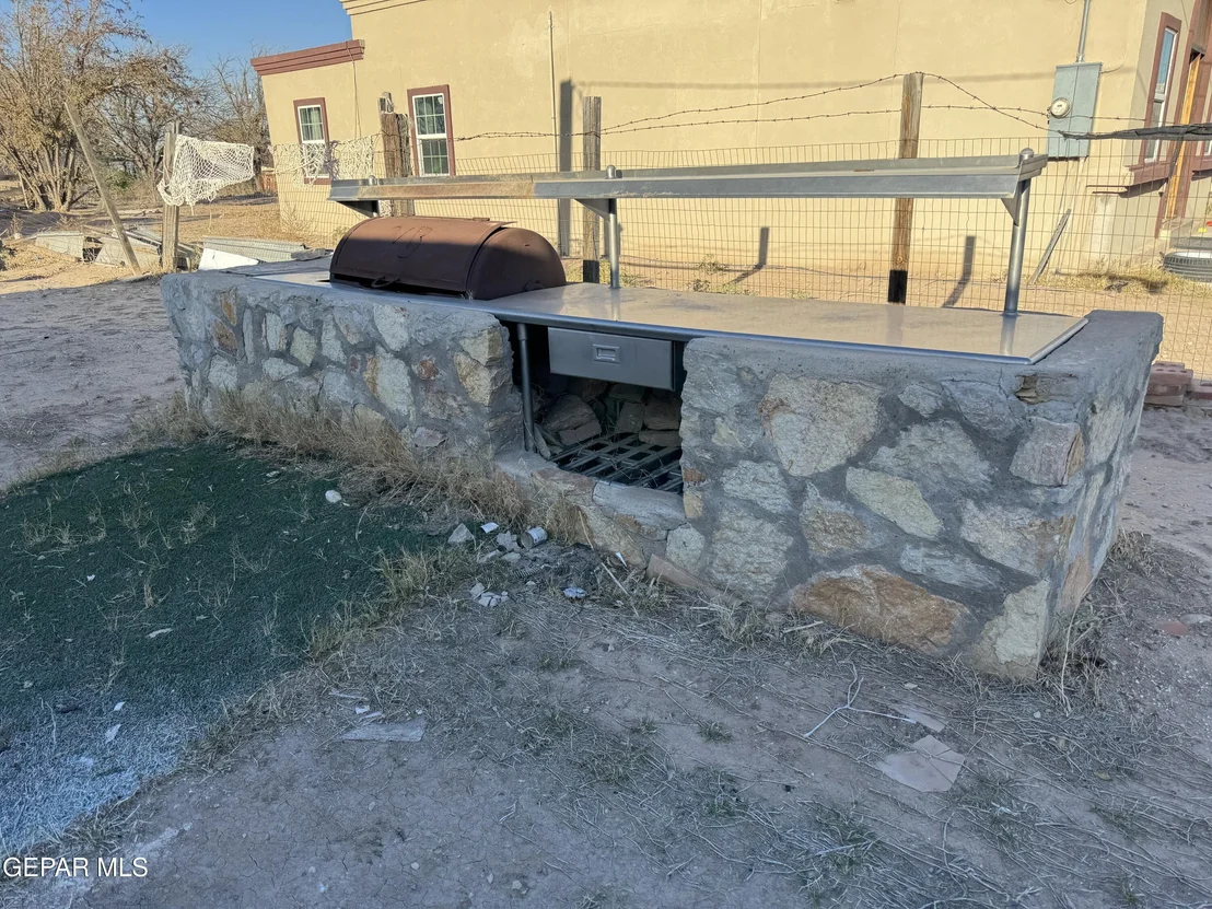 Photo of 241 Passmore Road
