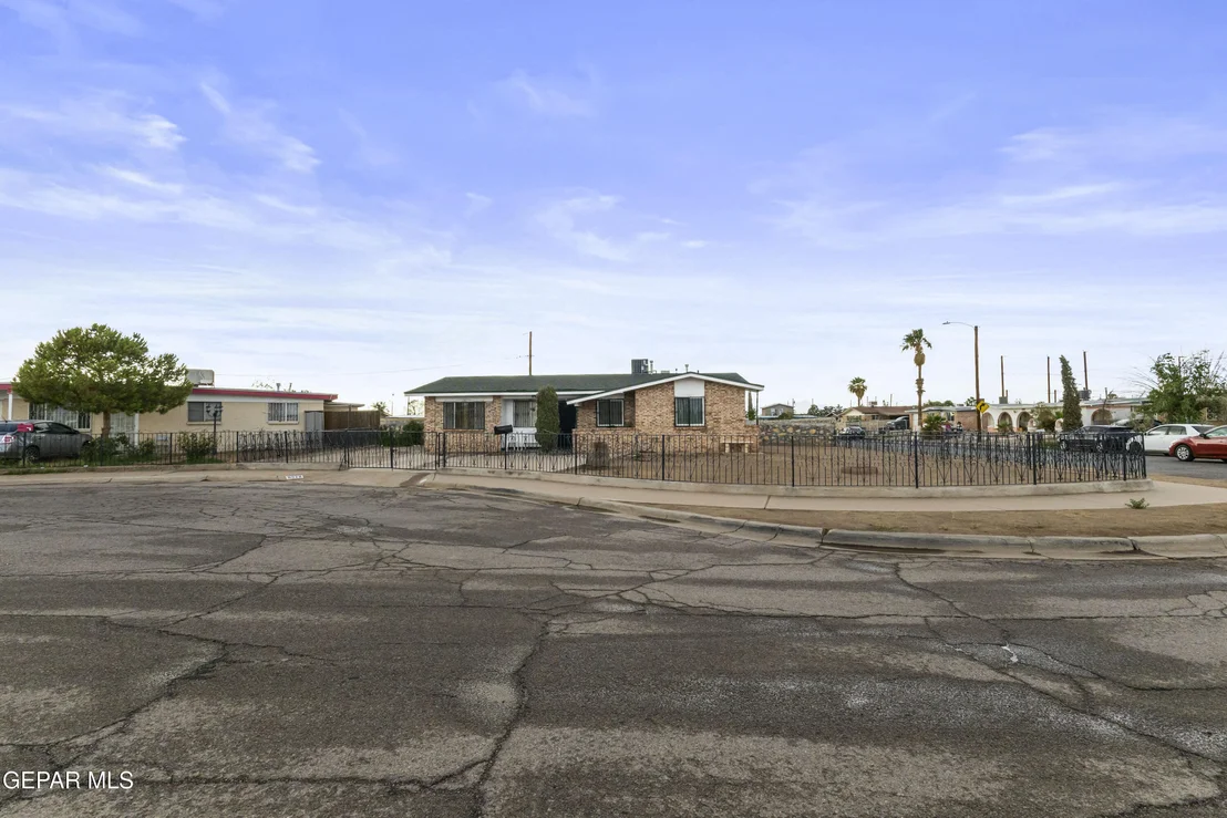 Photo of 8928 Mellon Drive