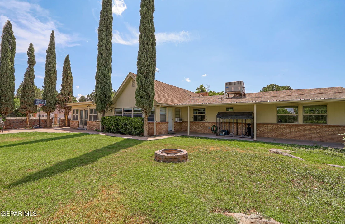 Photo of 5440 La Estancia Circle