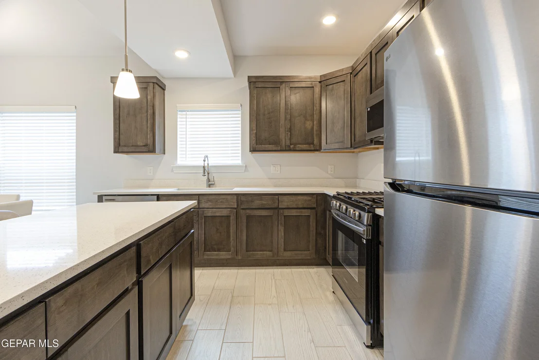Photo of 546 Spanish Oak Drive