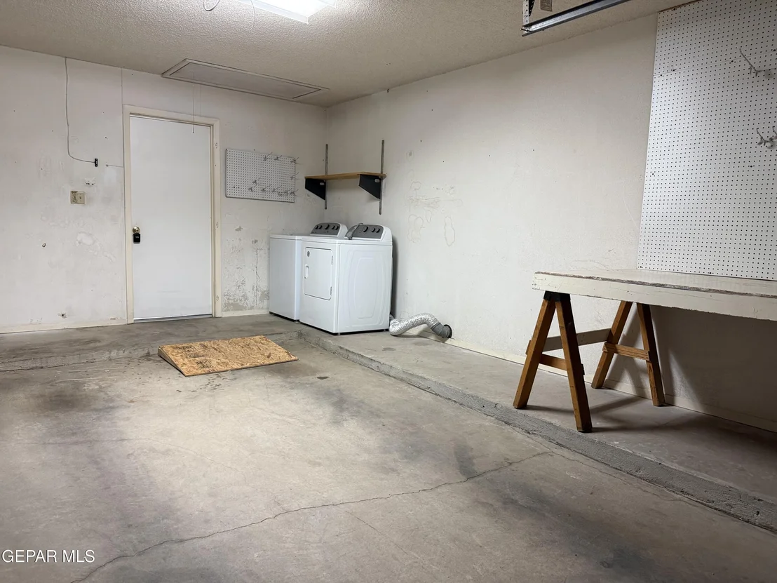 Photo of 1012 ONEIDA Drive