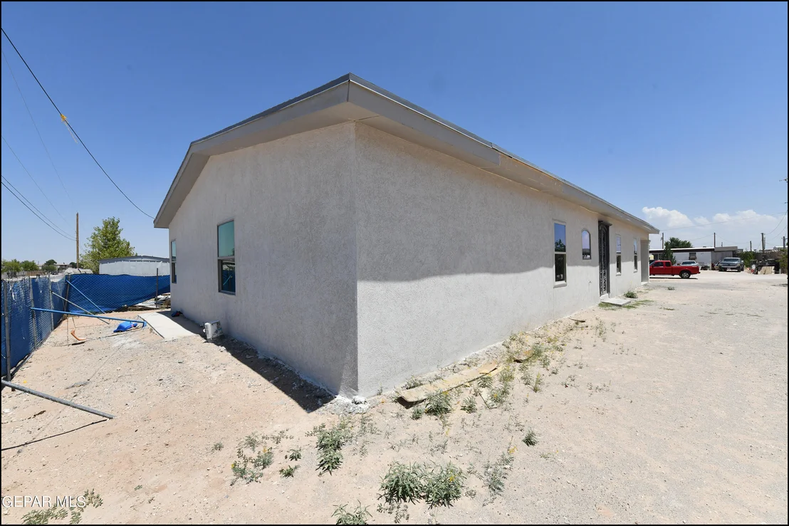 Photo of 1017 Ojinaga Road