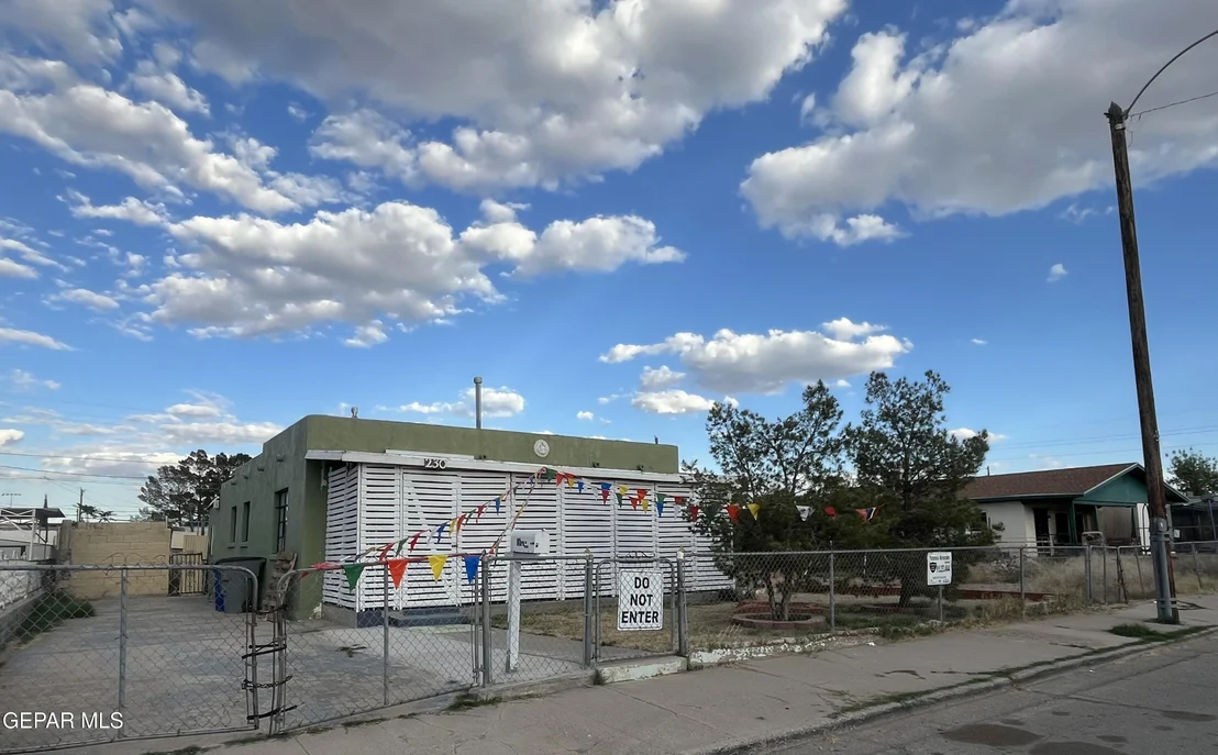 Photo of 230 LOCUST Street