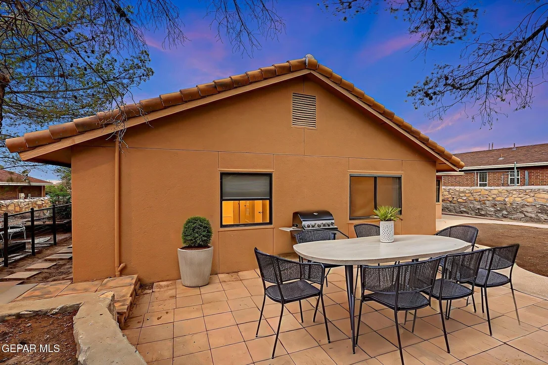 Photo of 11604 Cedar crest Drive