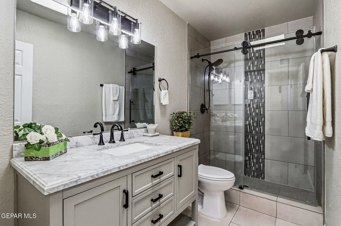 Photo of 5205 VALLEY SPRING Way