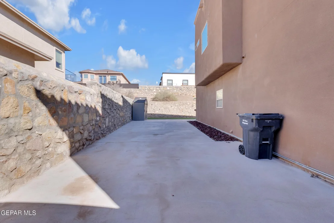 Photo of 468 EMERALD BLUFF Drive