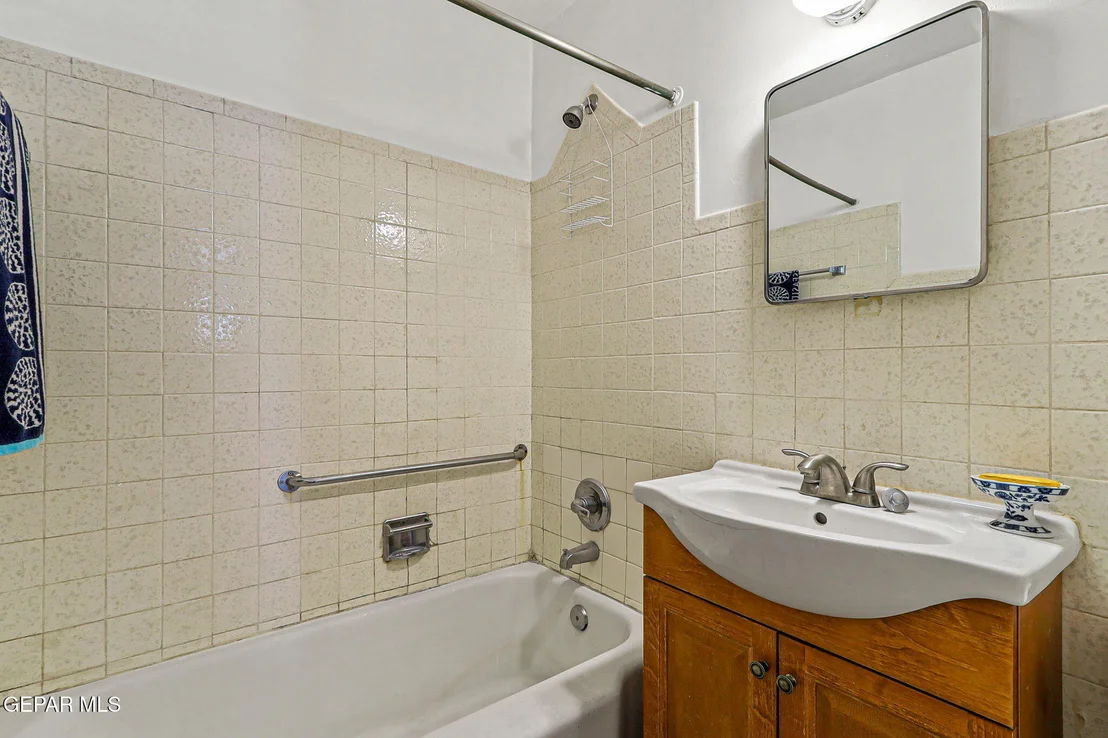 Photo of 261 Tulane Drive Drive