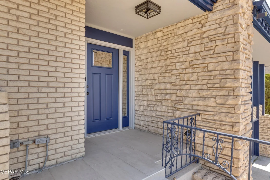 Photo of 4004 Flamingo Drive