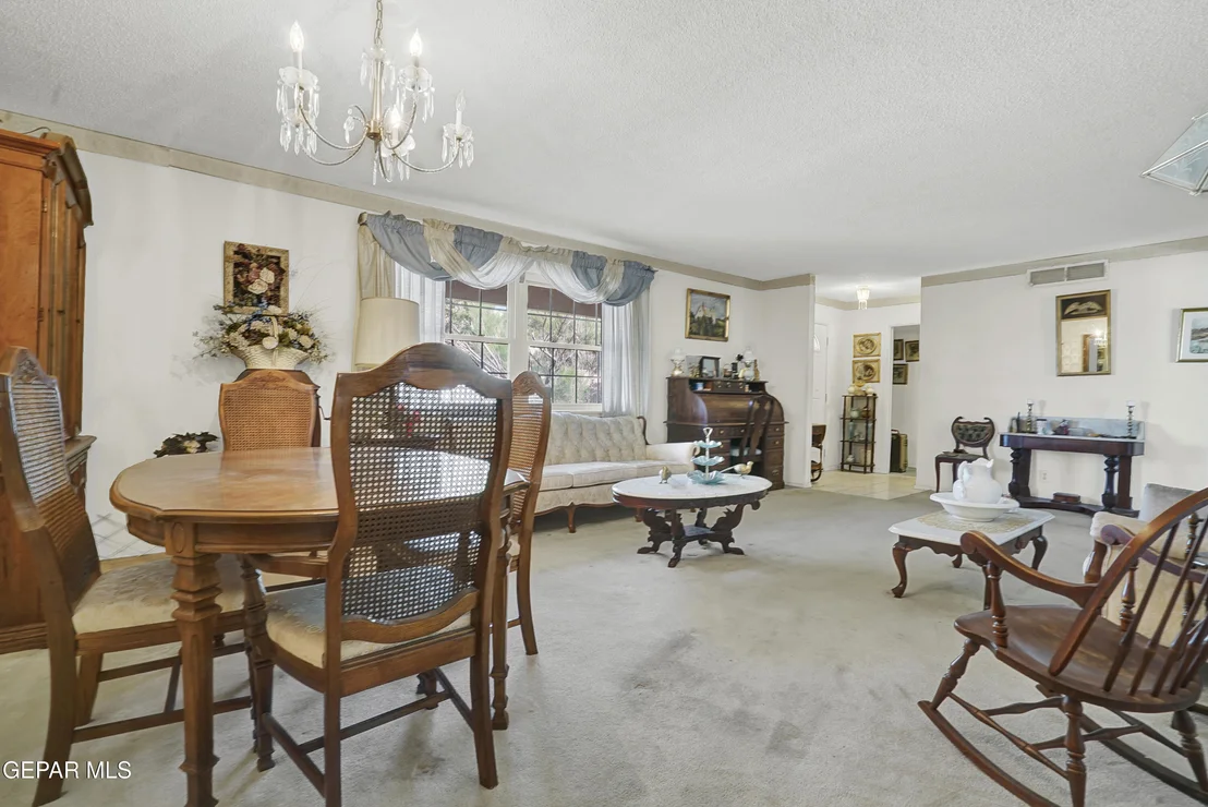 Photo of 228 MOONGLOW Drive