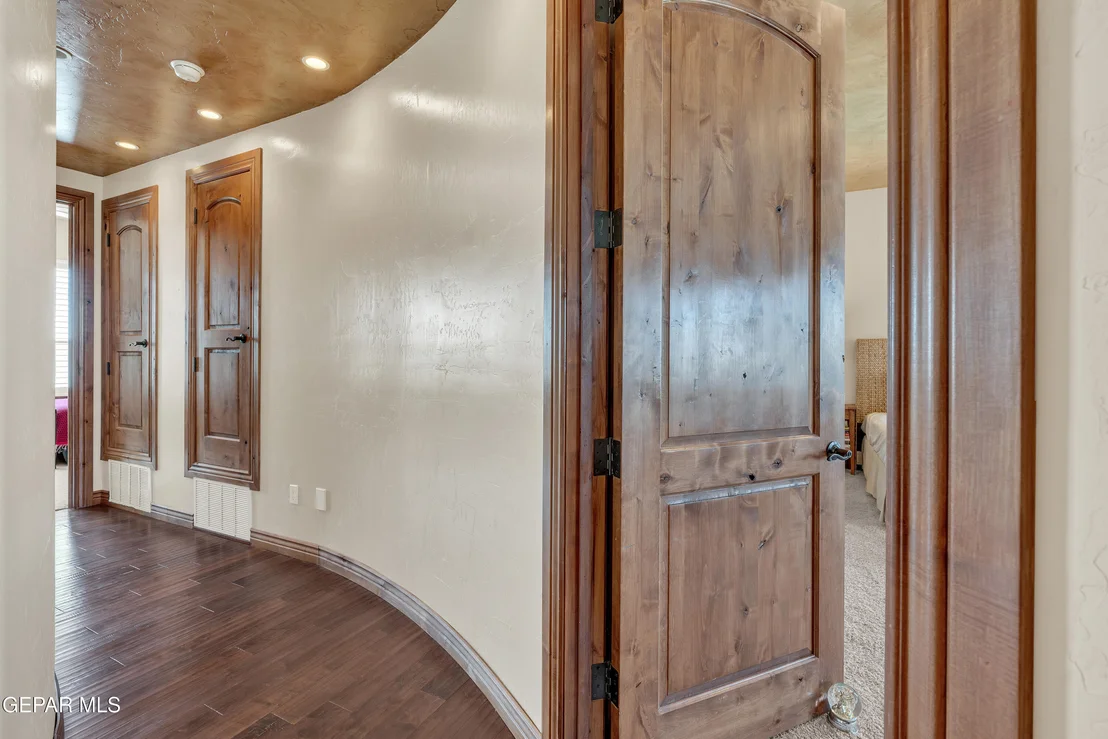 Photo of 6263 FRANKLIN HAWK Avenue