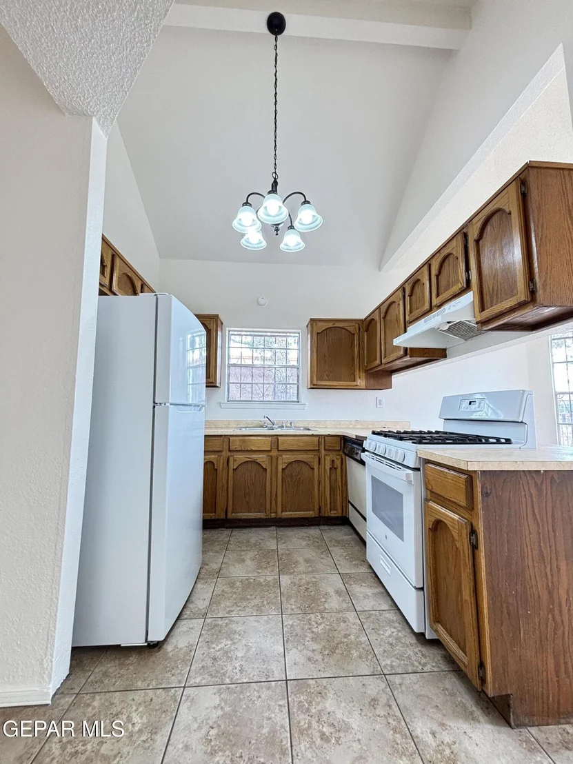Photo of 9321 CHANTILLY Drive