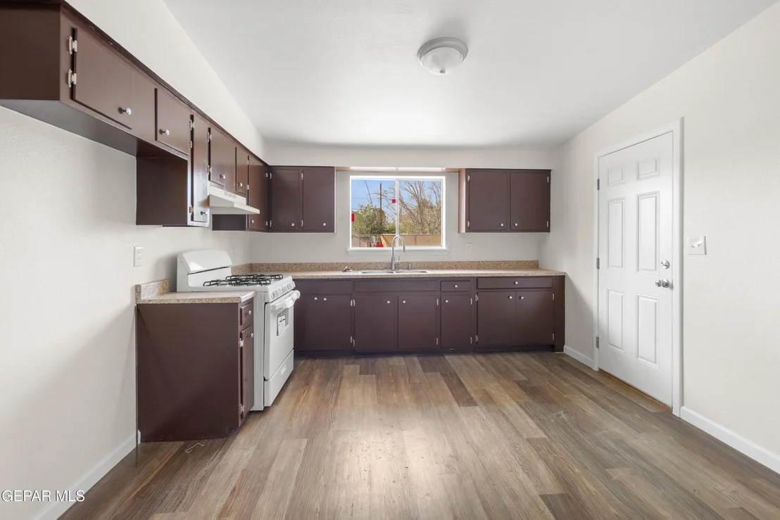 Photo of 305 CORVENA Way