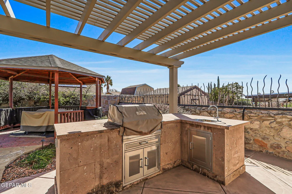 Photo of 824 AGUA CALIENTE Drive