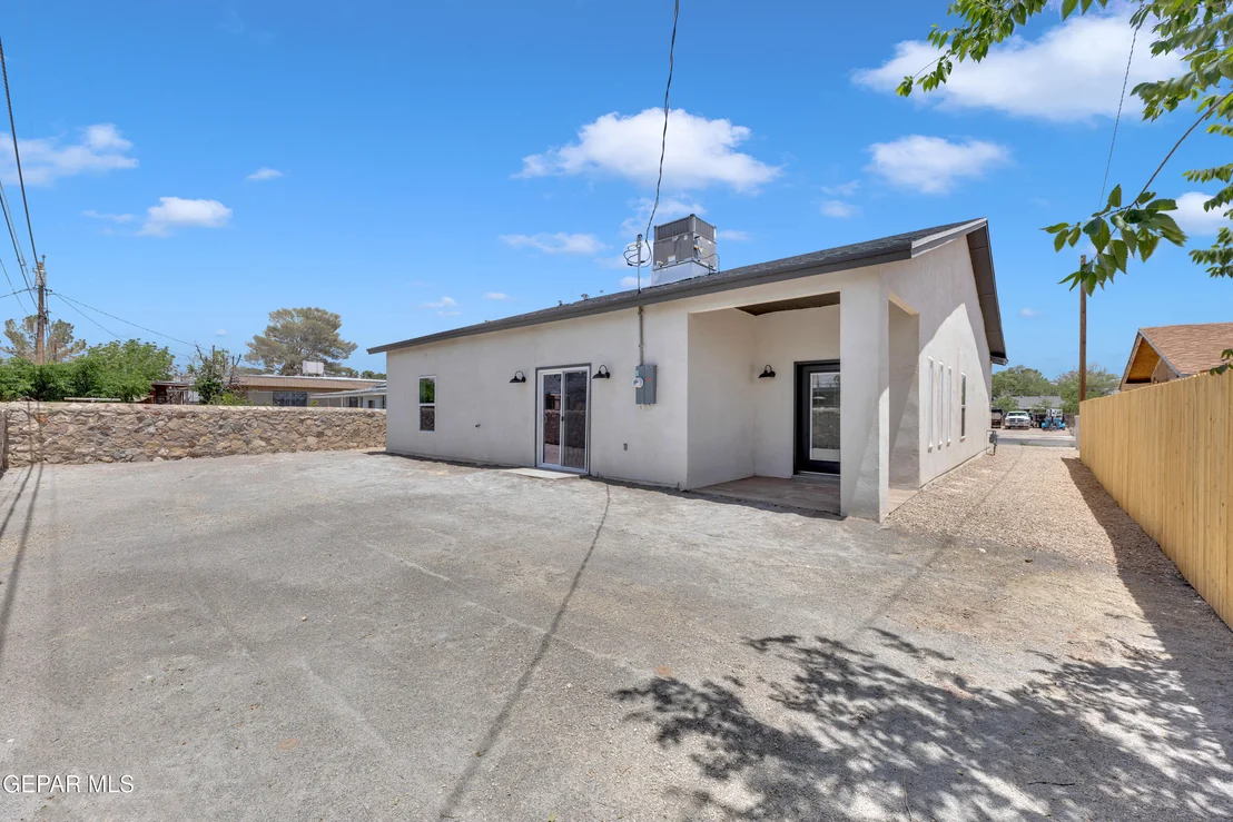 Photo of 429 Lesa Lane Lane
