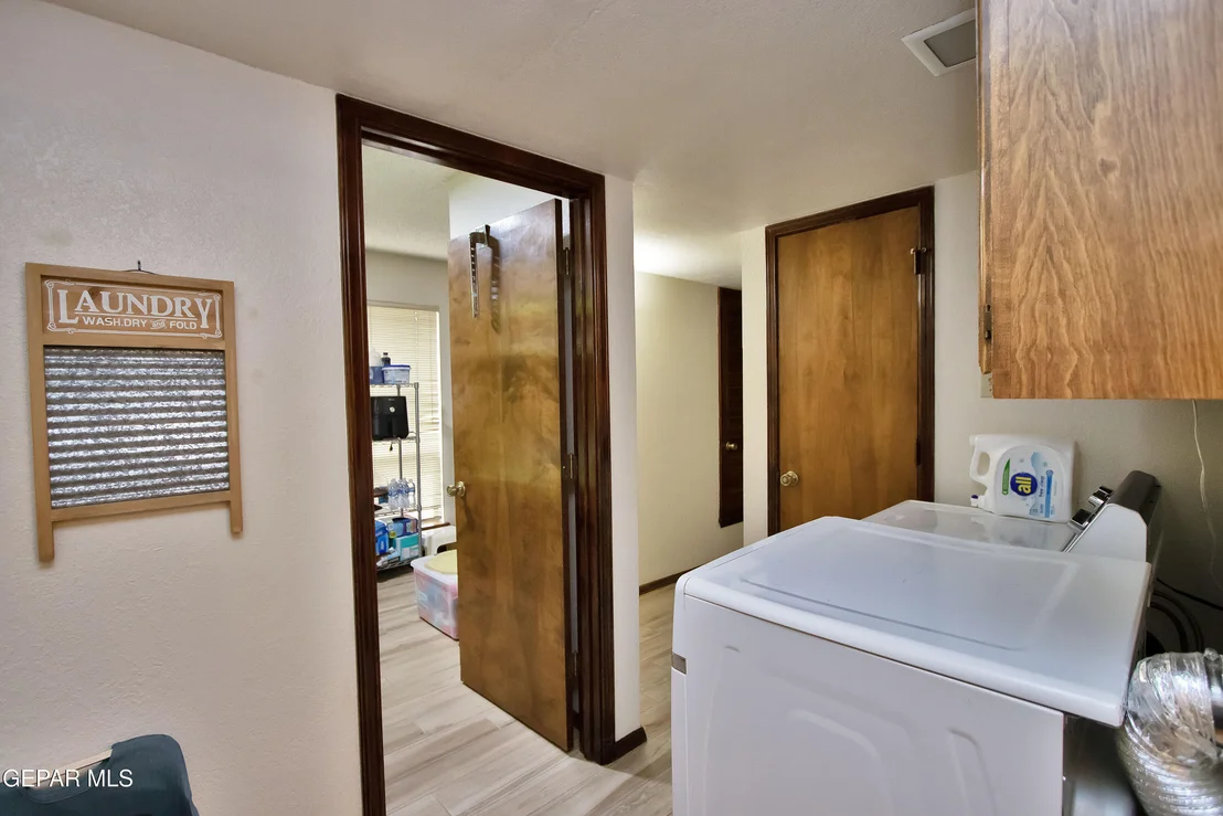 Photo of 308 Stotts Avenue