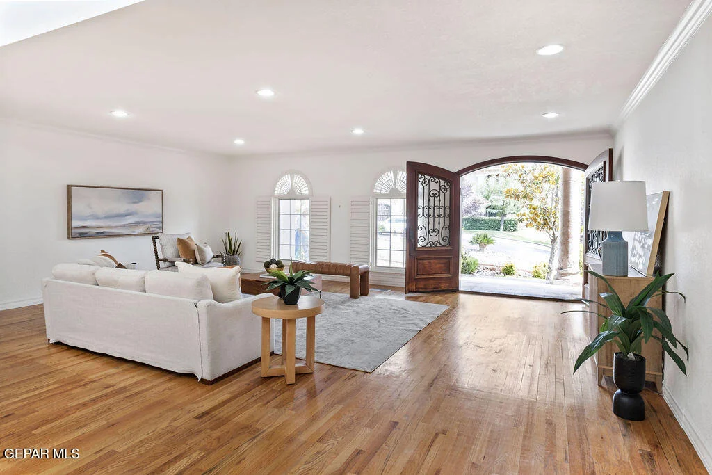 Photo of 6025 TORREY PINES Drive
