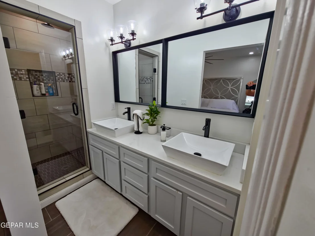 Photo of 7321 CUBA Drive