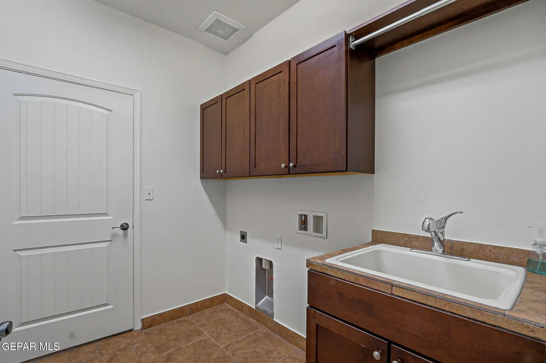 Photo of 6242 Franklin Eagle