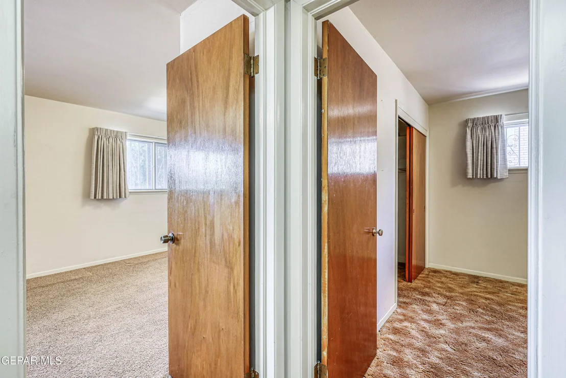 Photo of 309 DE LEON Drive