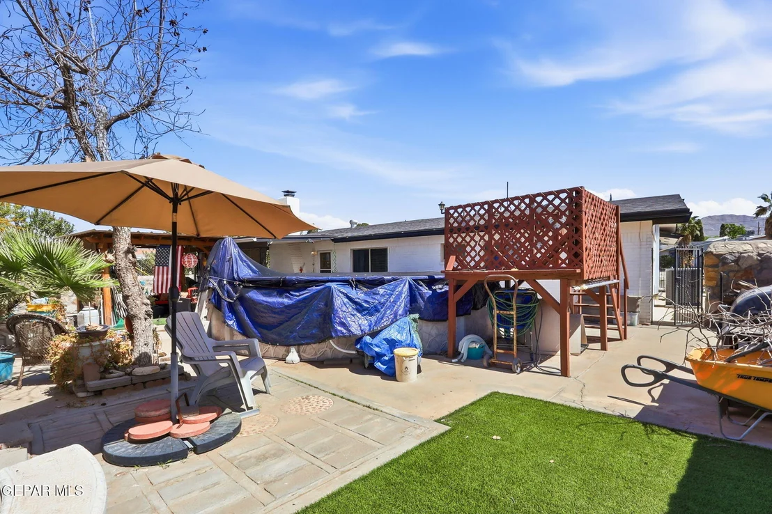 Photo of 309 RIO VERDE Drive