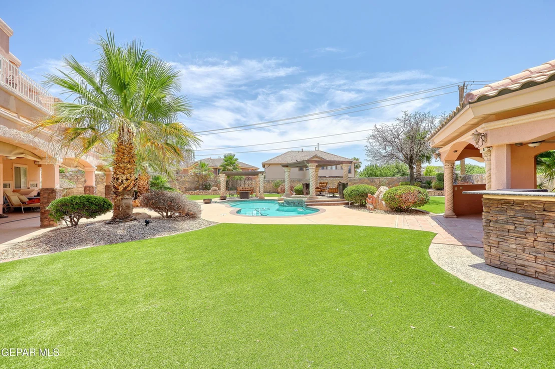 Photo of 1361 GATE Place