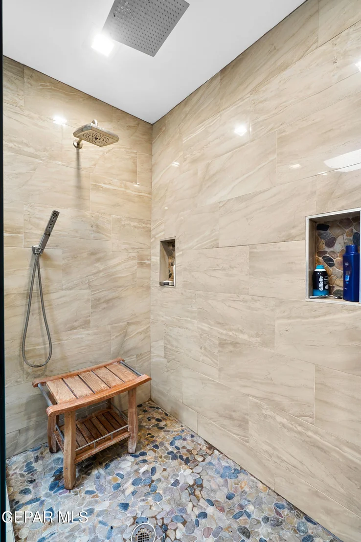 Photo of Unit 21 at 6006 Balcones Court