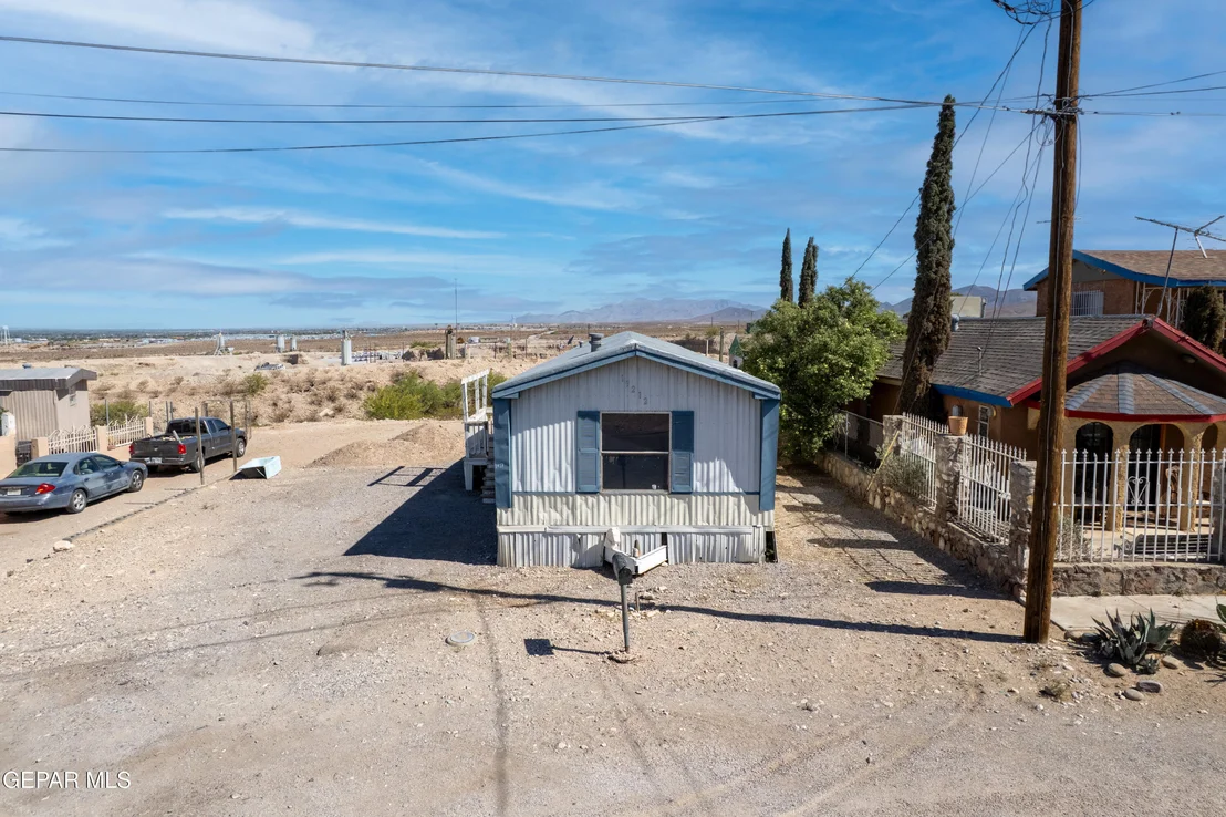 Photo of 1417 Coach Road