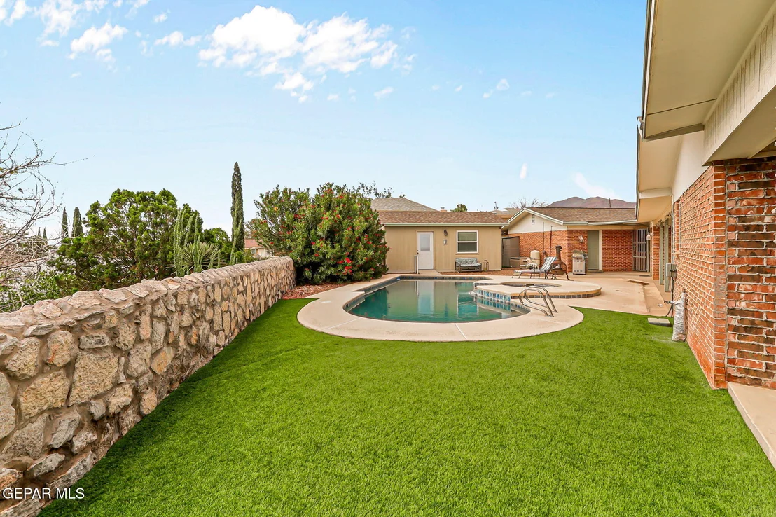 Photo of 6870 Granero Drive