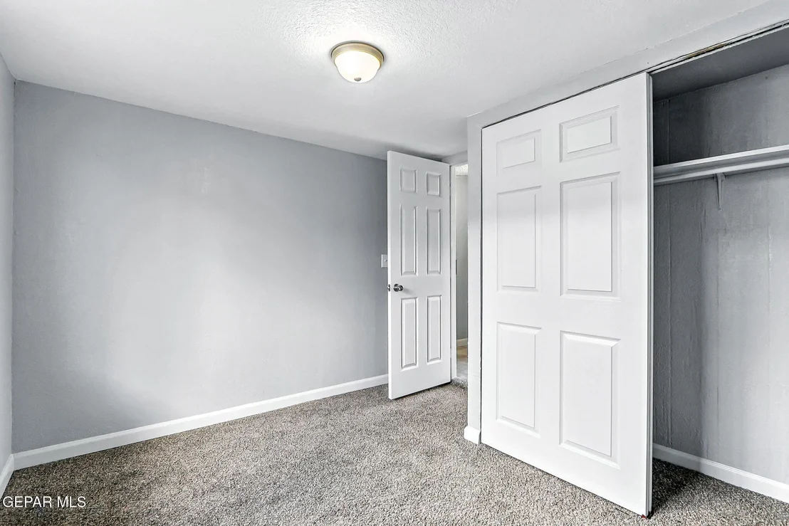 Photo of 736 Palmer Place