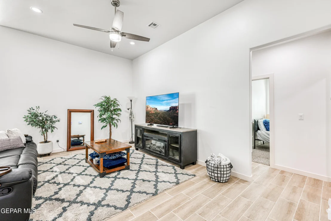 Photo of 7409 Enchanted Point Drive