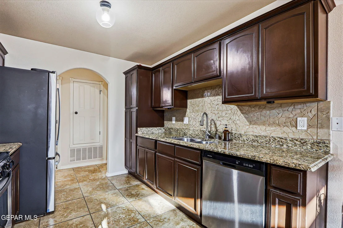 Photo of 14540 SMOKEY POINT Drive