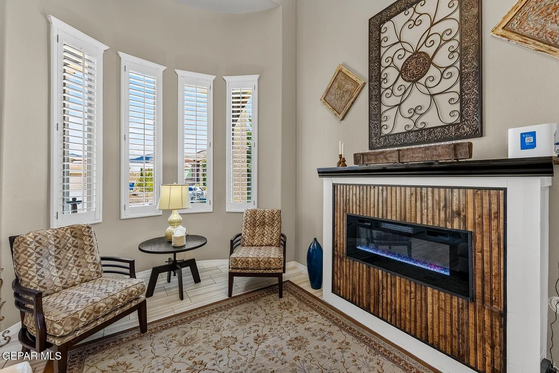 Photo of 7893 Enchanted View Drive
