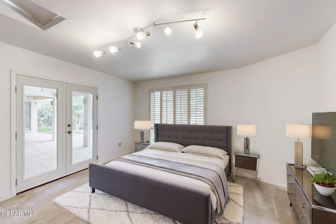 Photo of 633 WILD WILLOW Drive