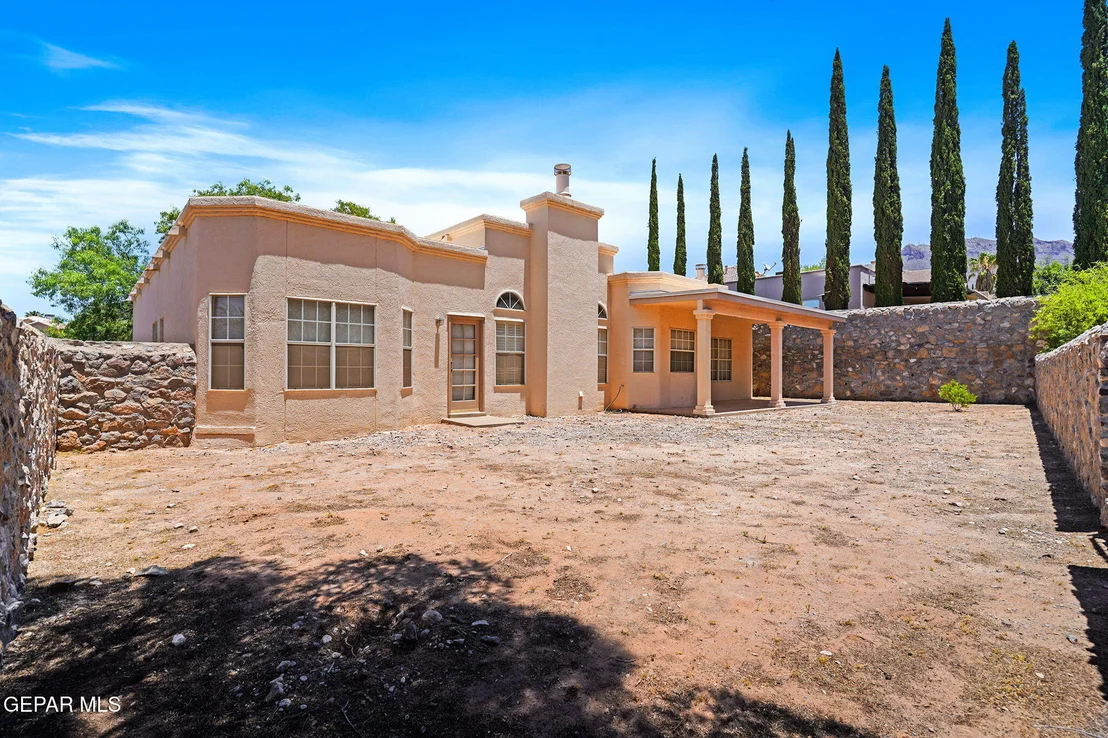 Photo of 6290 LOS BANCOS Drive