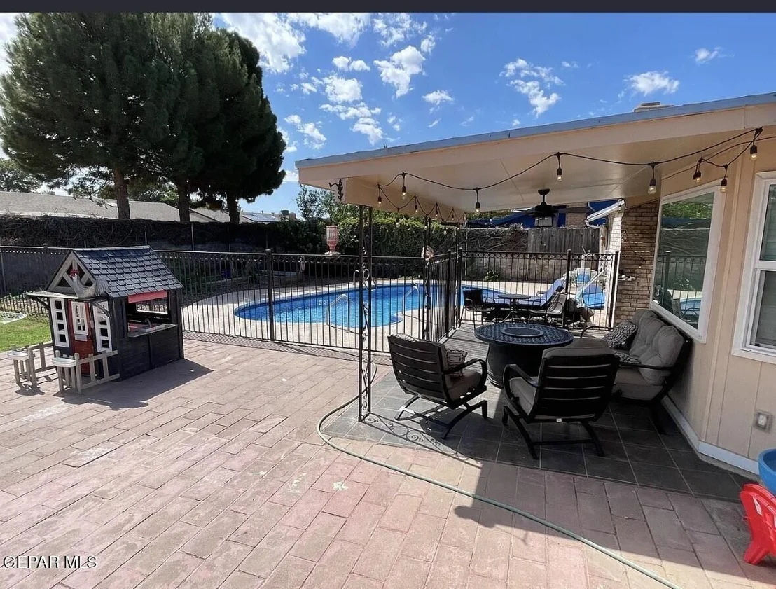 Photo of 1856 MIKE HILL Drive