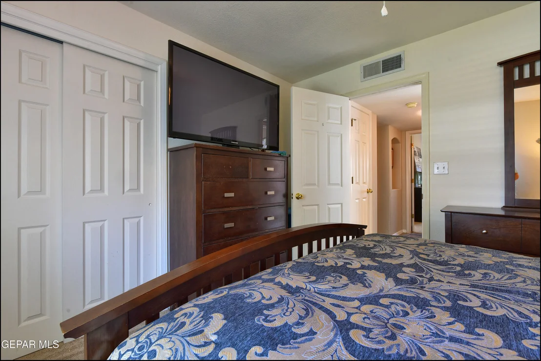 Photo of 6516 Isla del Rey Drive