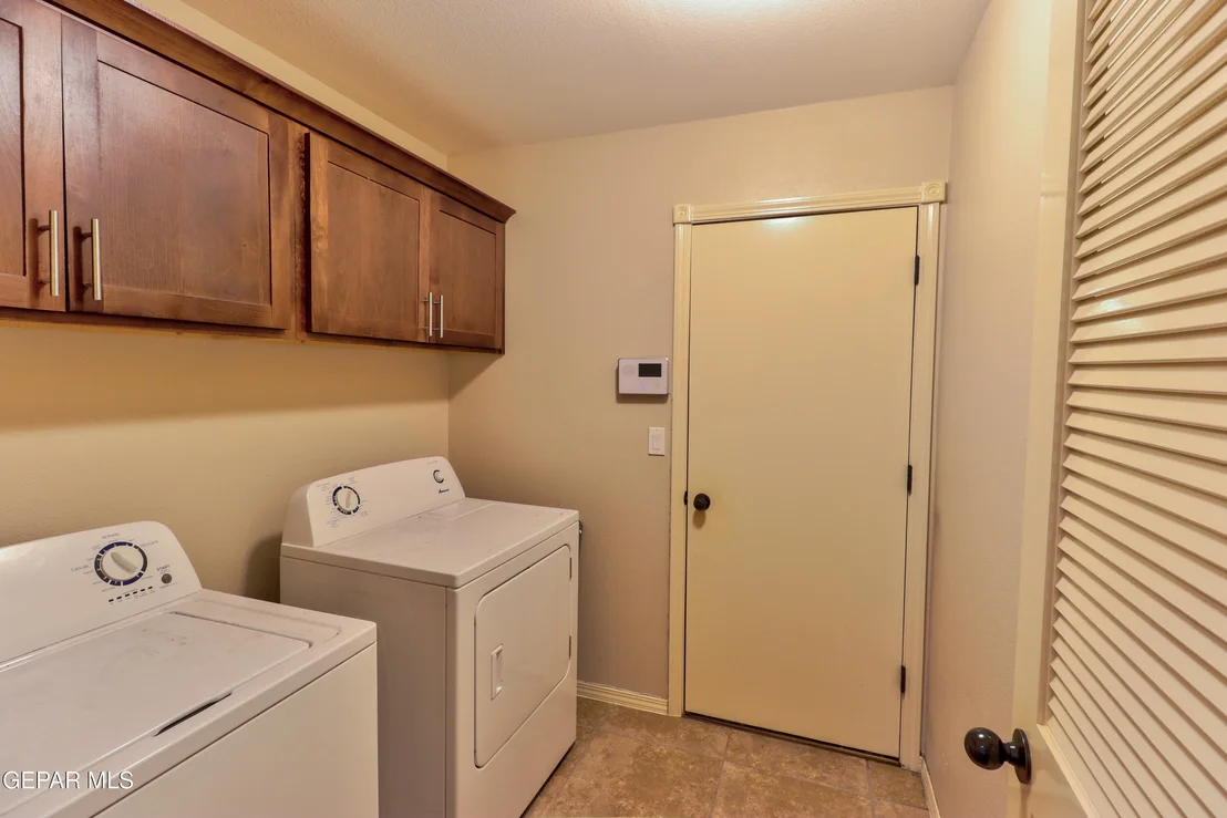 Photo of 3017 WOODHEAD