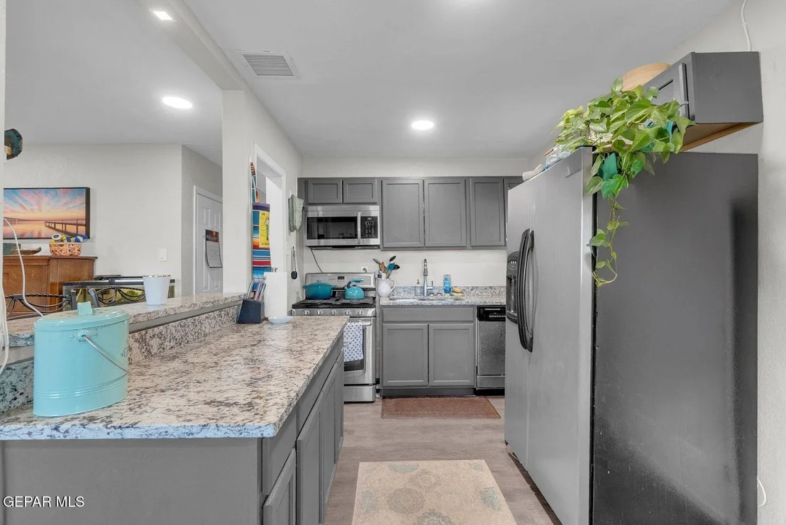 Photo of 9301 SALISBURY Drive
