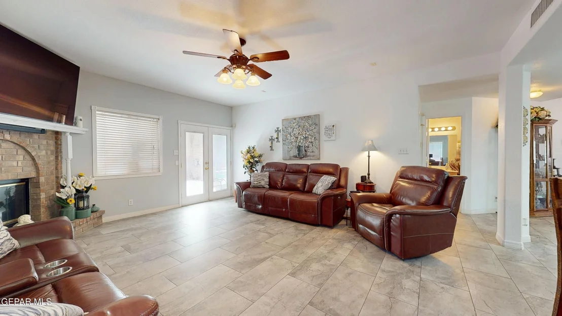Photo of 1236 VIKKI CARR Lane